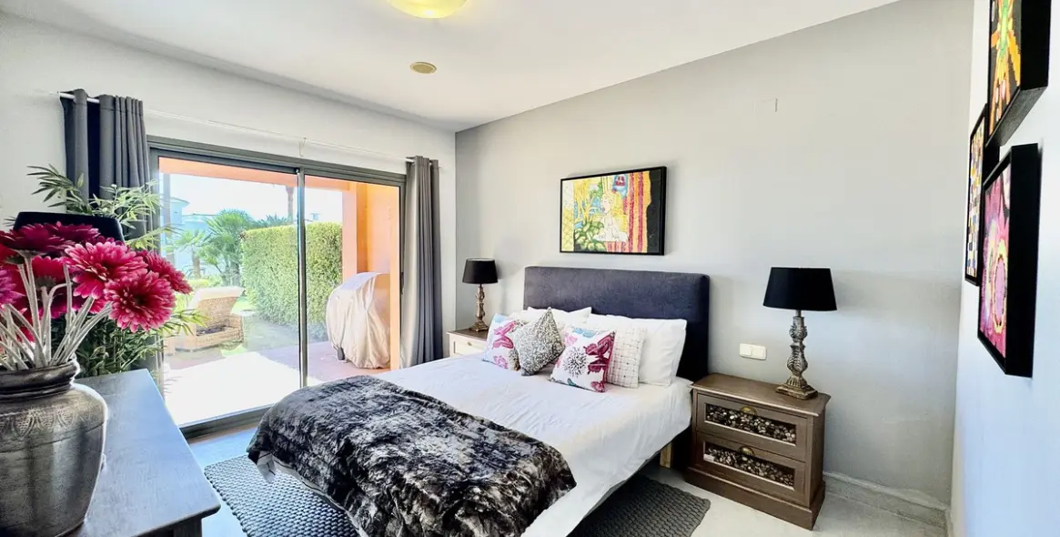 Sale of ground floor apartment in Los Flamingos 14