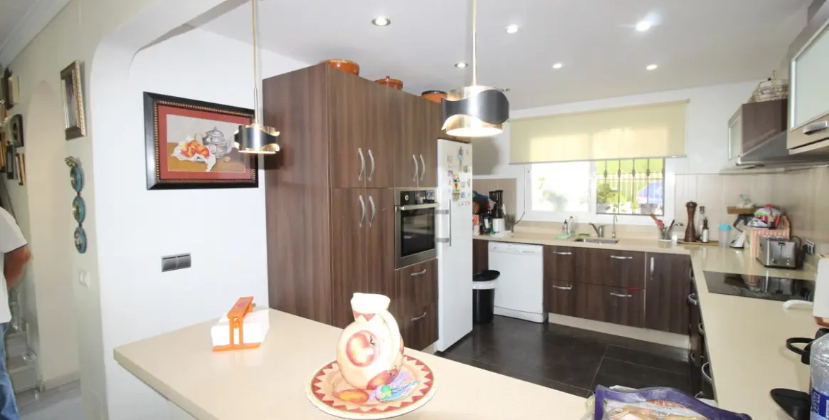 Продажа таунхауса в Estepona 6