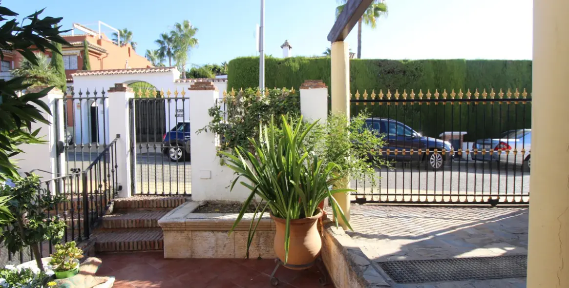 Продажа таунхауса в Estepona 21