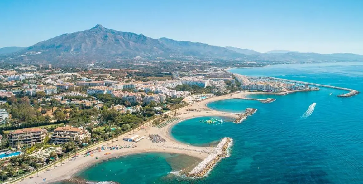 Sale of residential plot in Marbella 12