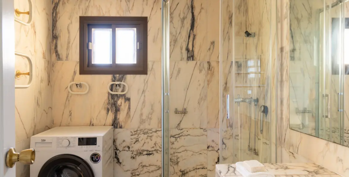 Venta de apartamento en planta media en La Cala de Mijas 12