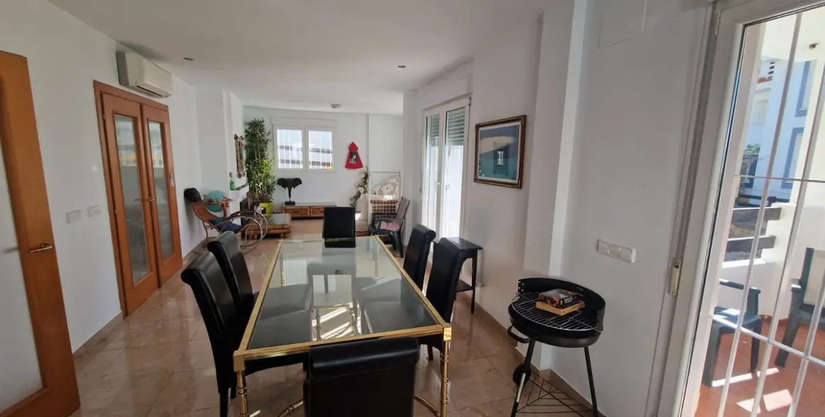 Продажа  отдельно стоящей виллы в Manilva 4