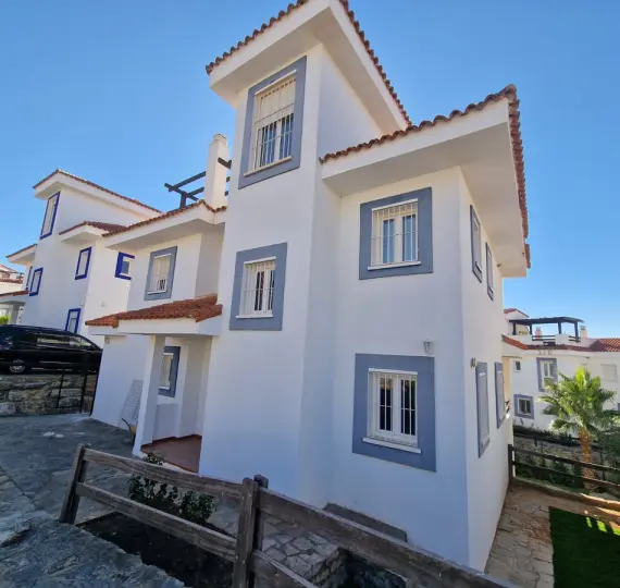 Продажа  отдельно стоящей виллы в Manilva