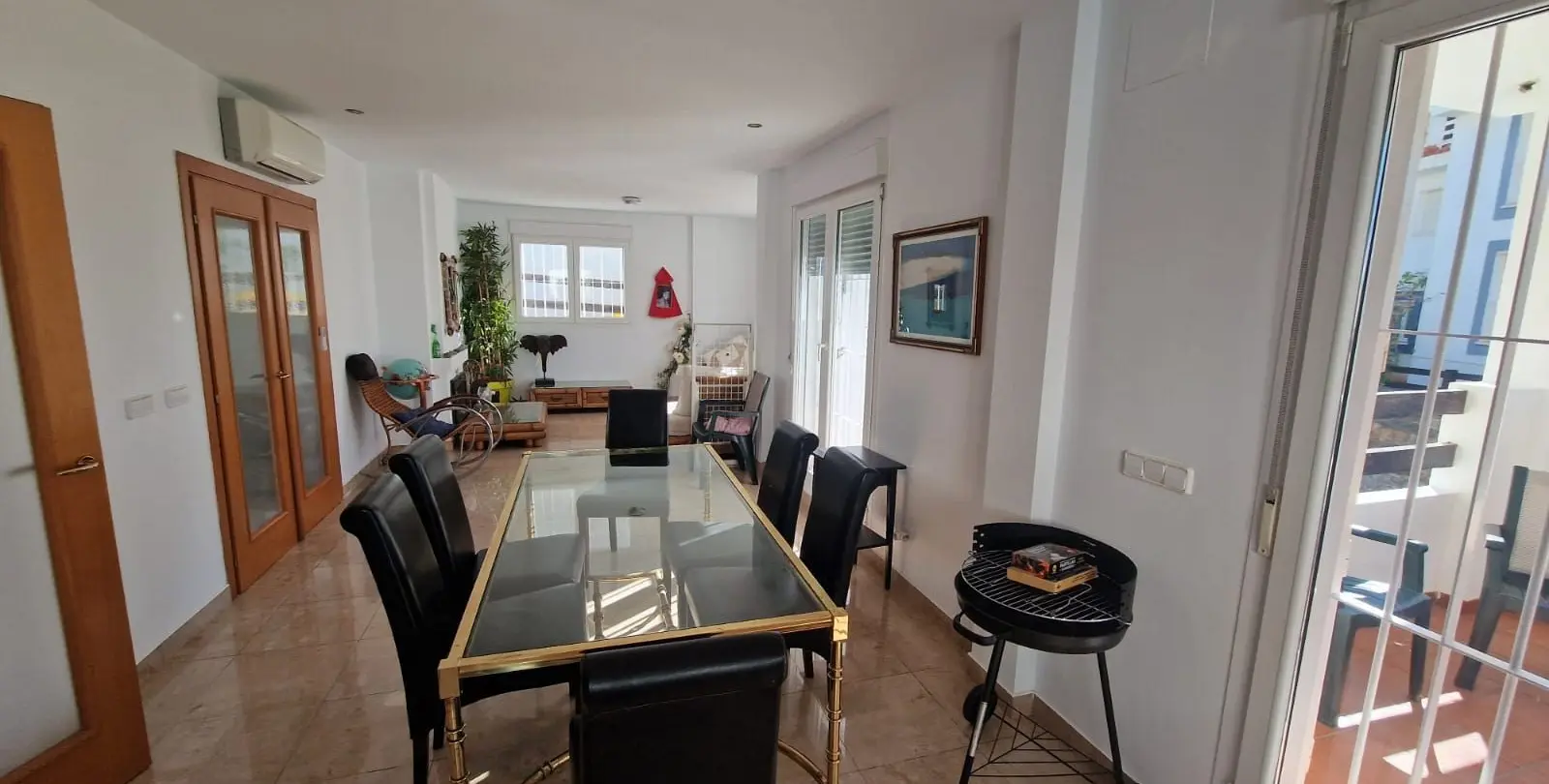 Sale of detached villa in Manilva 4