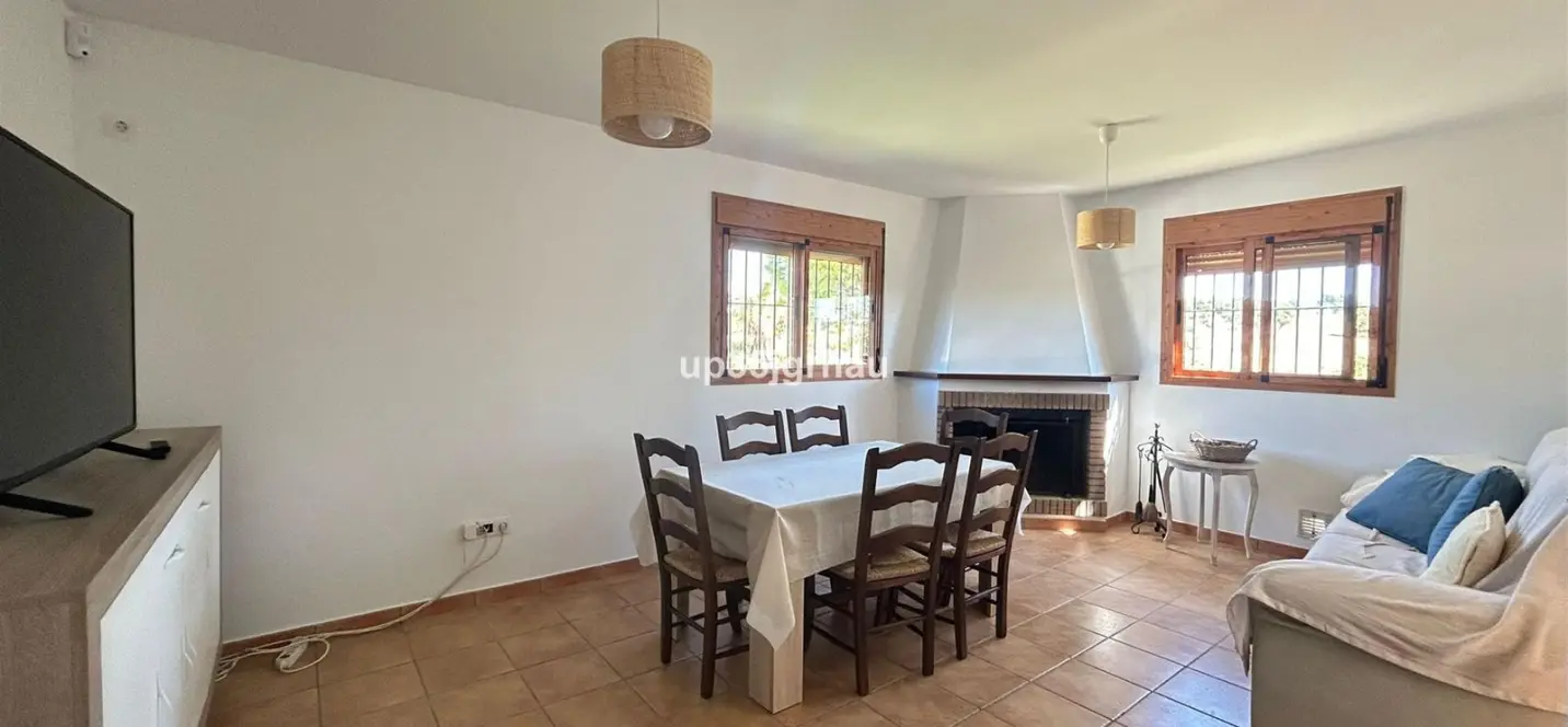 Sale of finca - cortijo in Estepona 1