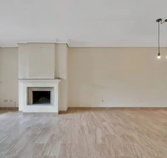 Venta de apartamento en planta baja en Guadalmina Baja