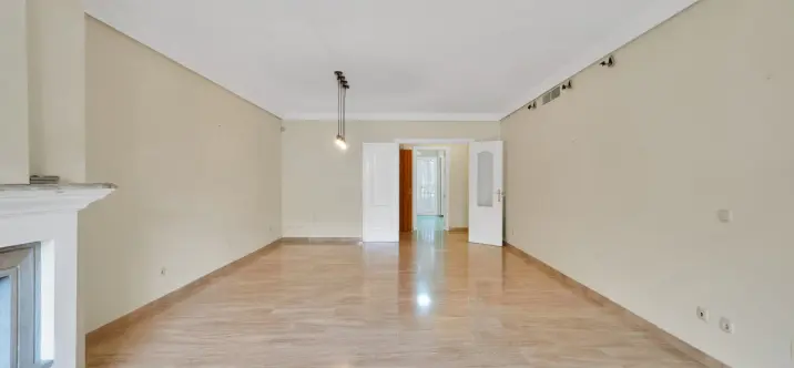 Venta de apartamento en planta baja en Guadalmina Baja 3