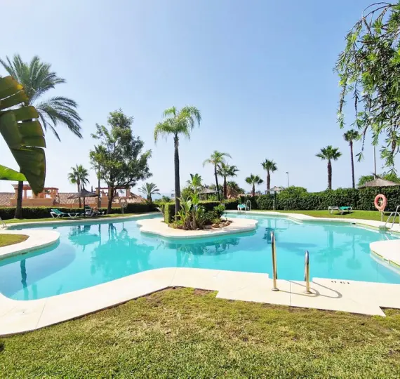 Sale of semi-detached house in Estepona