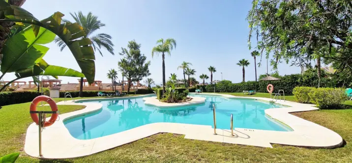 Sale of semi-detached house in Estepona 0