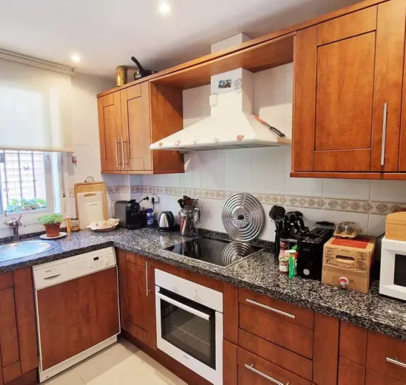 Sale of semi-detached house in Estepona