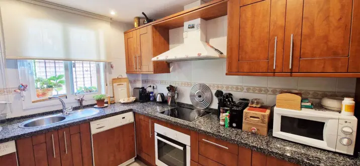 Sale of semi-detached house in Estepona 2