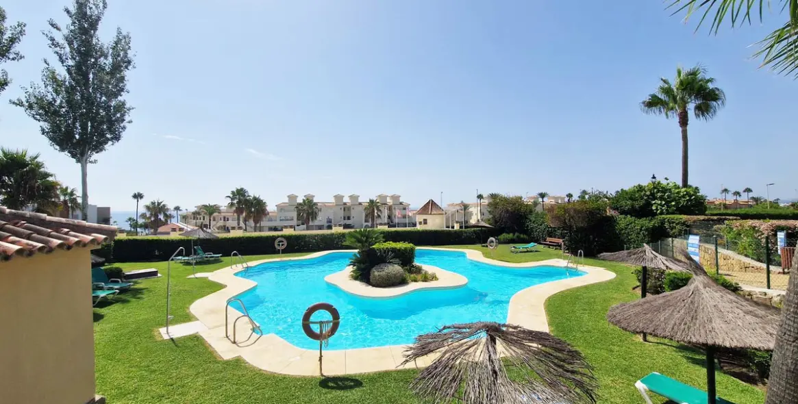 Sale of semi-detached house in Estepona 21