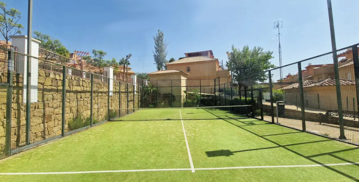 Sale of semi-detached house in Estepona 22