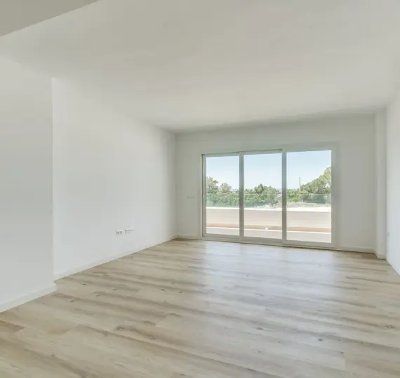 Продажа апартаментов на среднем этаже в Nueva Andalucía