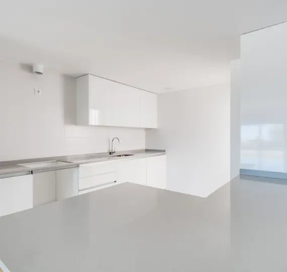 Продажа апартаментов на среднем этаже в Nueva Andalucía