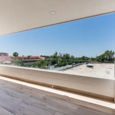 Продажа апартаментов на среднем этаже в Nueva Andalucía