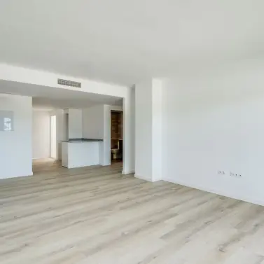 Продажа апартаментов на среднем этаже в Nueva Andalucía