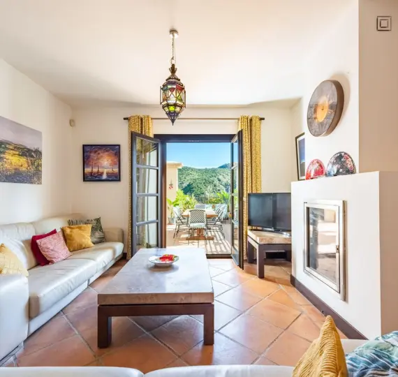 Sale of semi-detached house in Benahavís