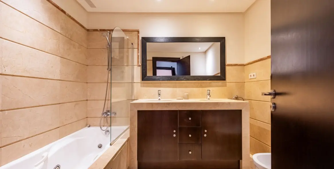 Sale of semi-detached house in Benahavís 14