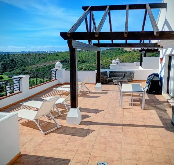 Sale of penthouse in Casares