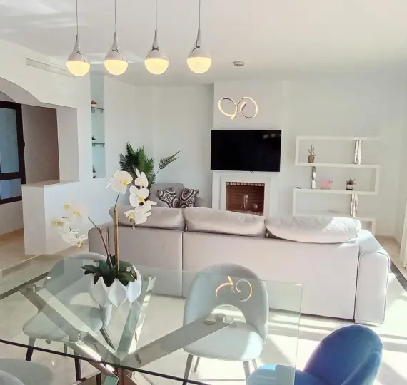 Sale of penthouse in Casares