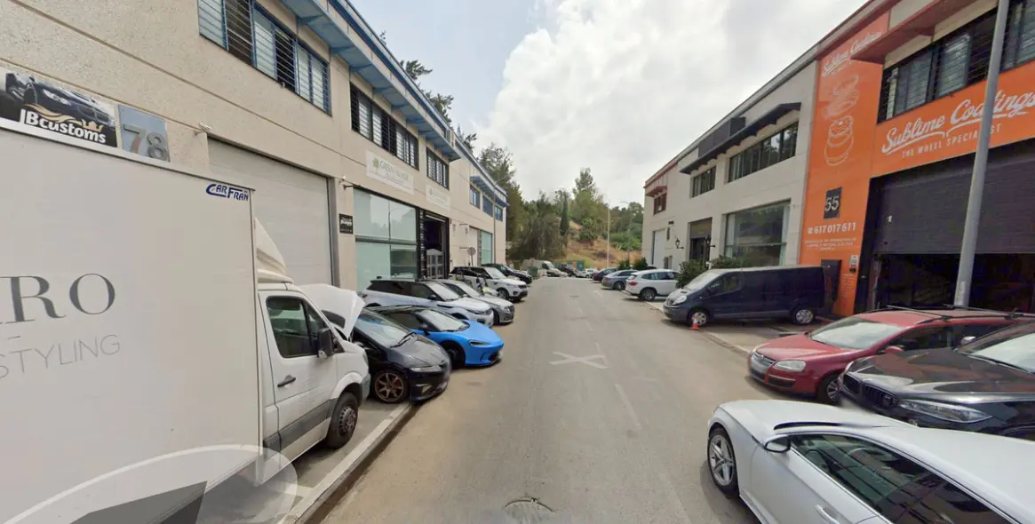 Продажа коммерческого помещения в Nueva Andalucía 1