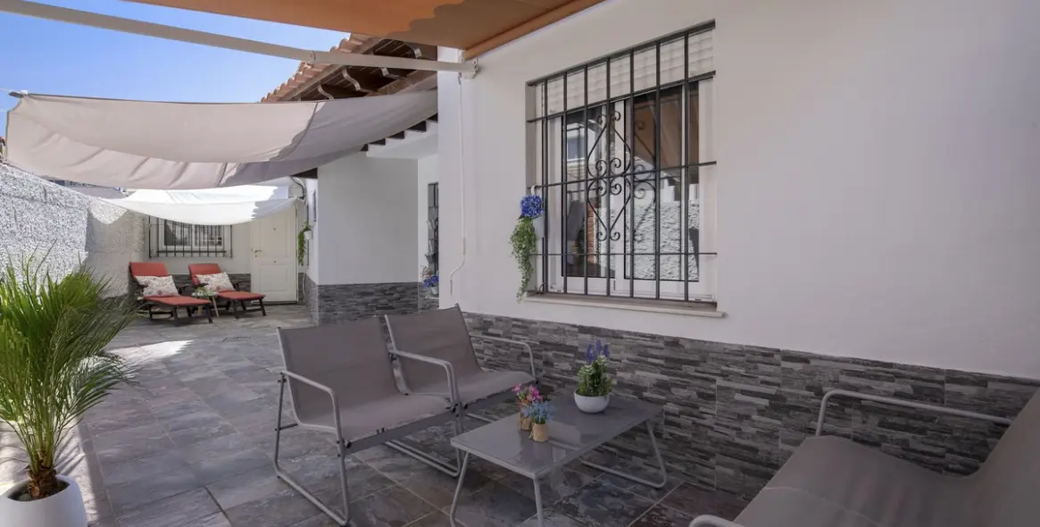 Продажа  отдельно стоящей виллы в Fuengirola 2