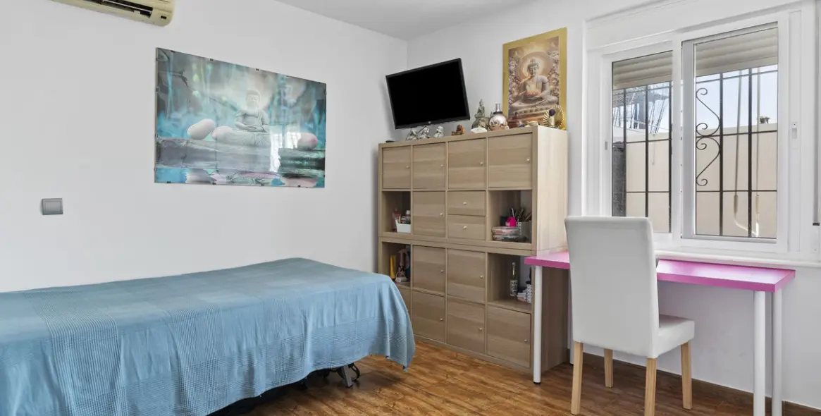 Продажа  отдельно стоящей виллы в Fuengirola 22