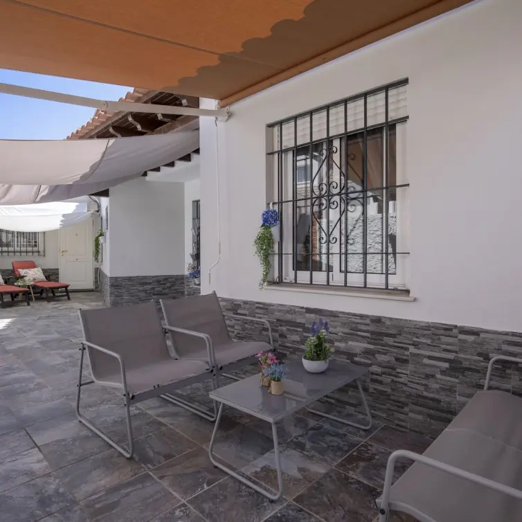 Sale of detached villa in Fuengirola