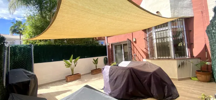 Продажа таунхауса в Estepona 2