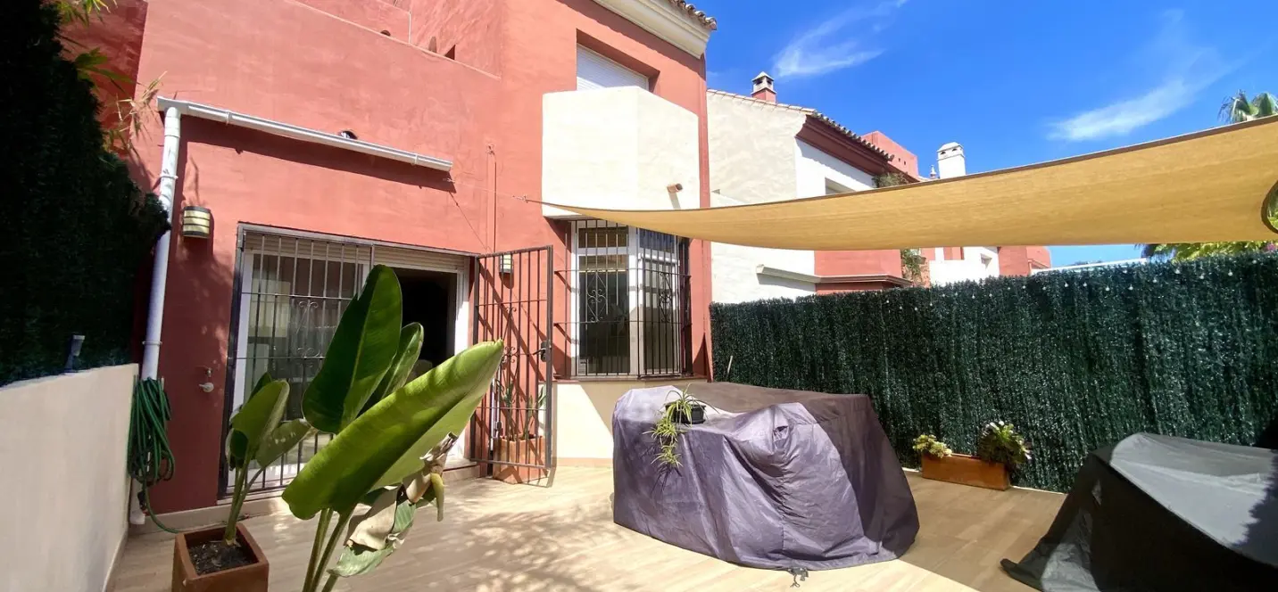 Venta de adosado en Estepona 0