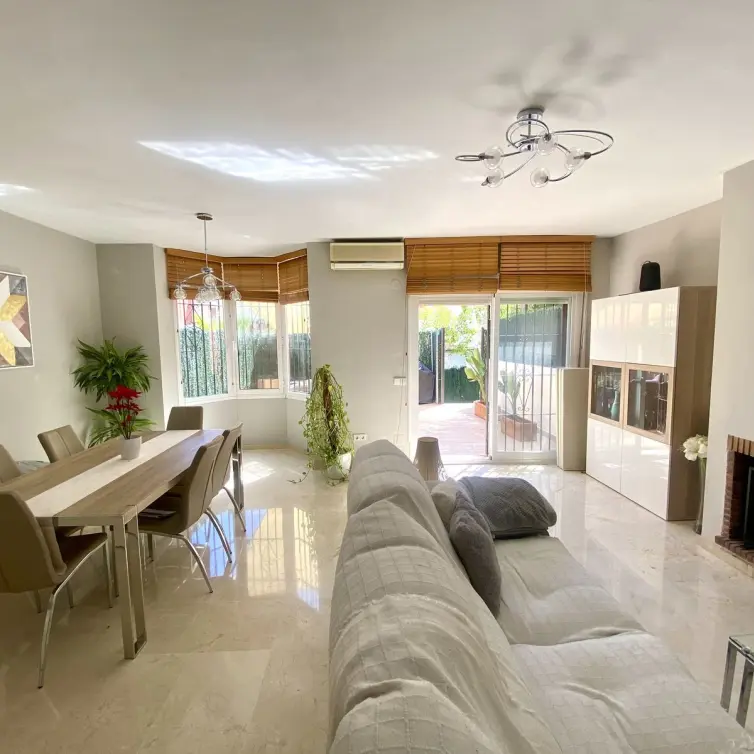 Venta de adosado en Estepona