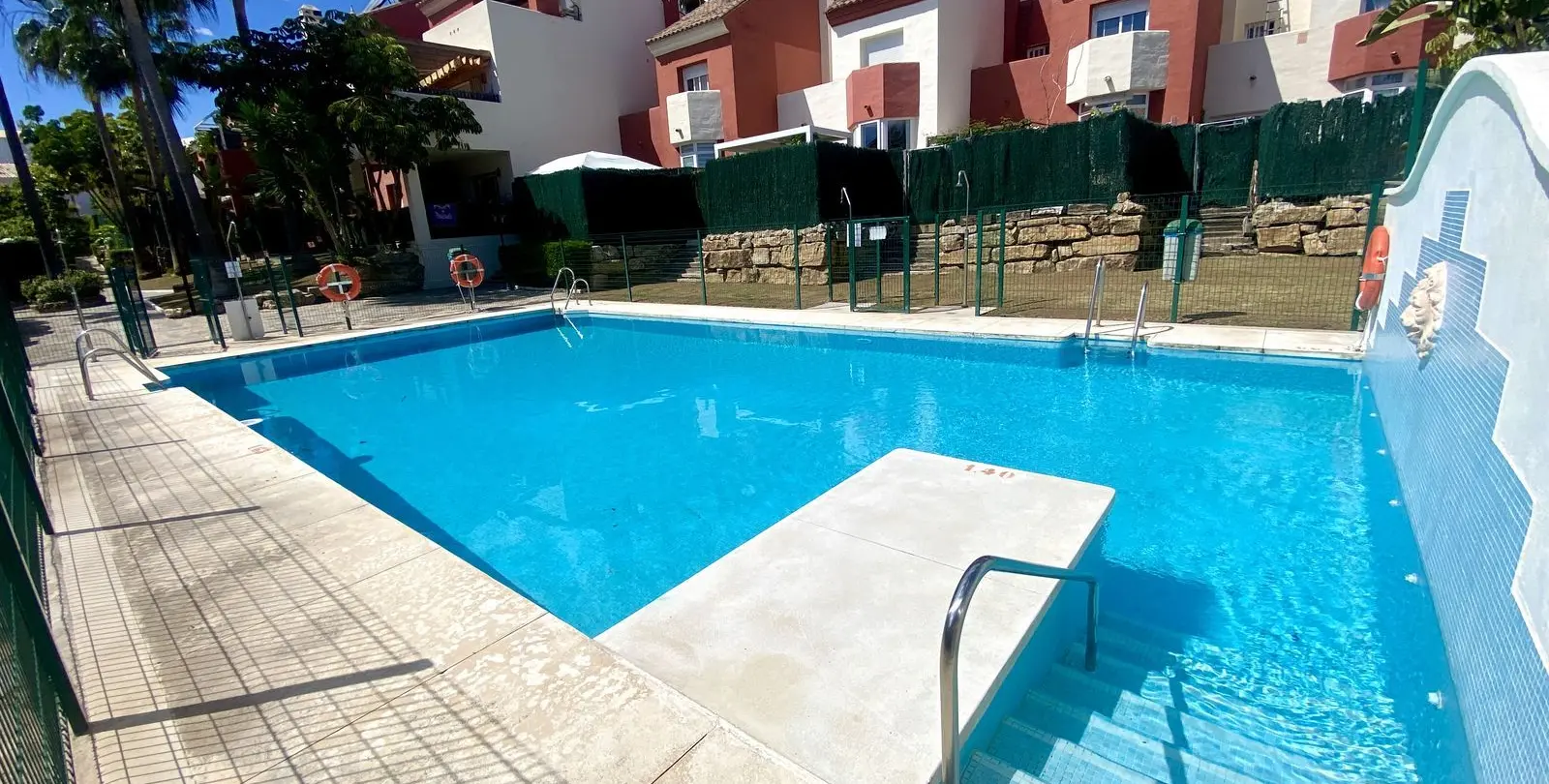 Venta de adosado en Estepona 28