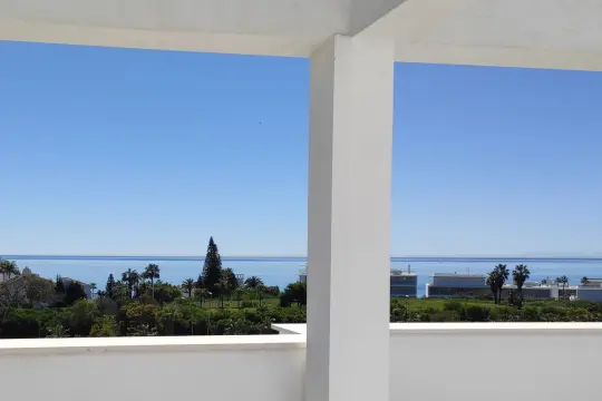 Image 8 thumb