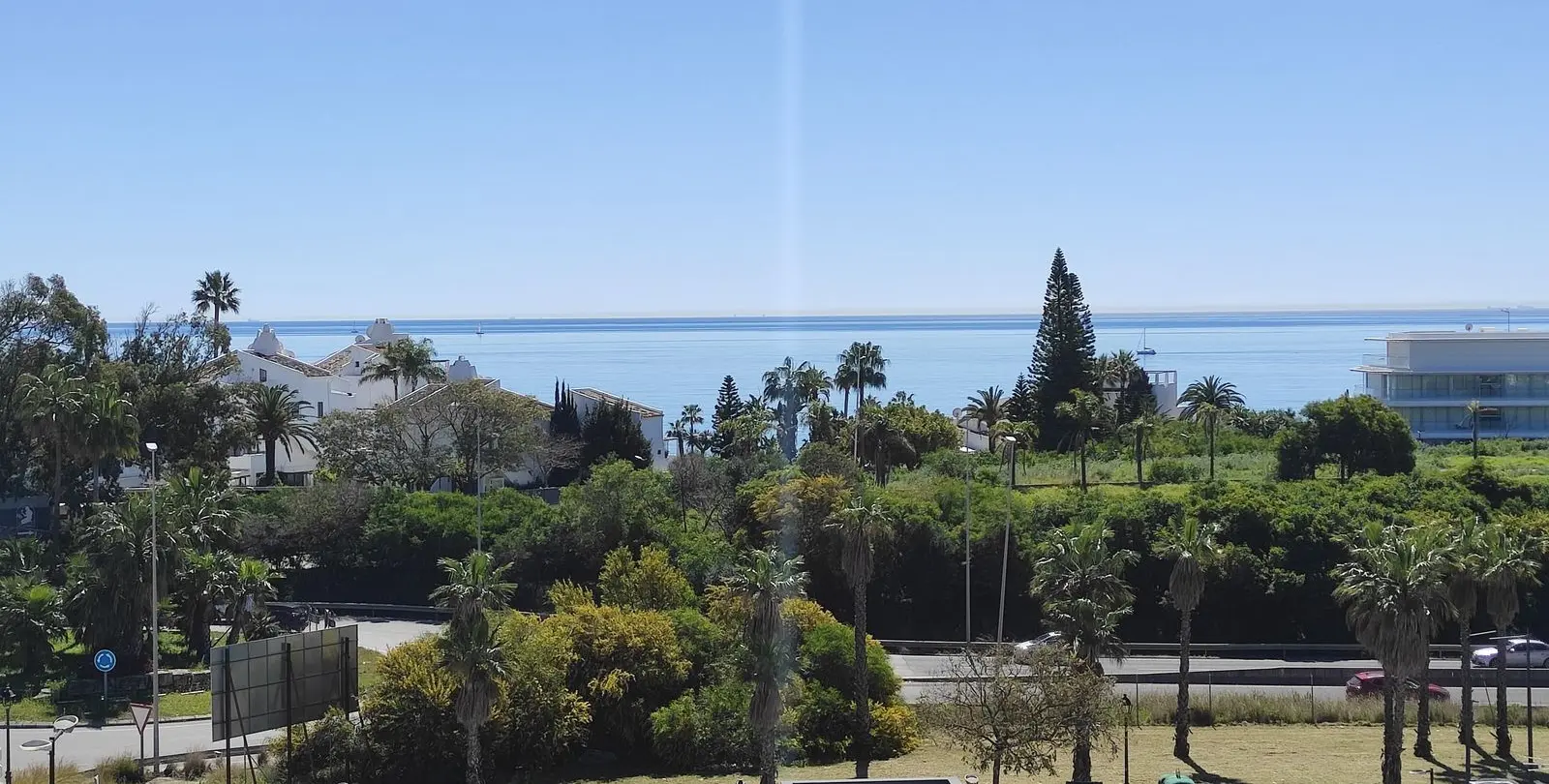 Sale of penthouse in Estepona 9