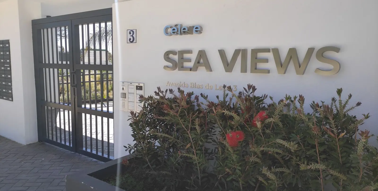 Sale of penthouse in Estepona 24
