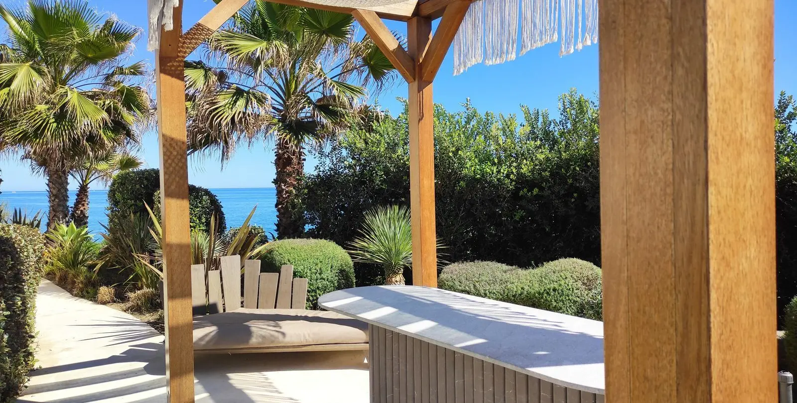 Sale of penthouse in Estepona 26