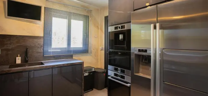 Sale of middle floor apartment in Los Flamingos 2