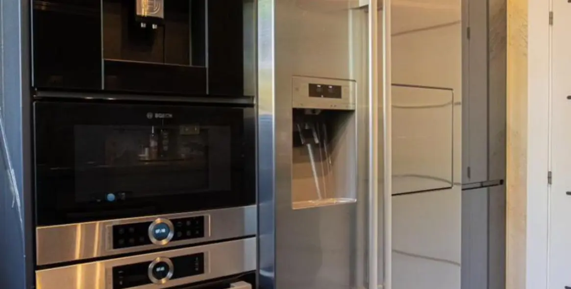 Продажа апартаментов на среднем этаже в Los Flamingos 5