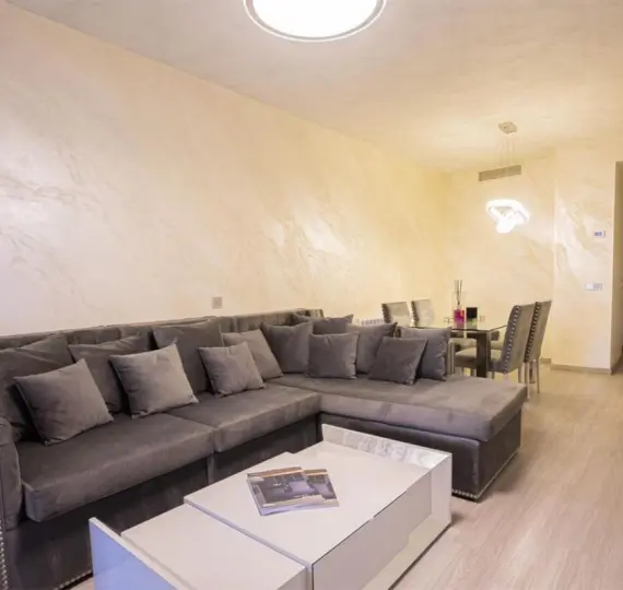 Sale of middle floor apartment in Los Flamingos