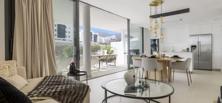 Продажа апартаментов на среднем этаже в Higueron 3