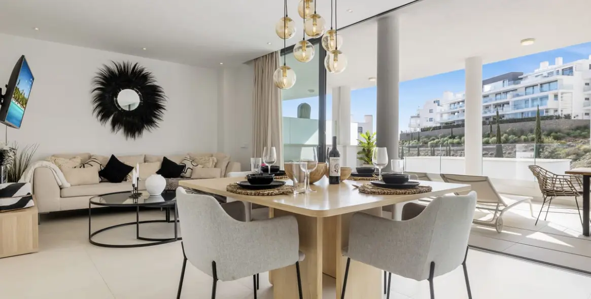 Продажа апартаментов на среднем этаже в Higueron 5