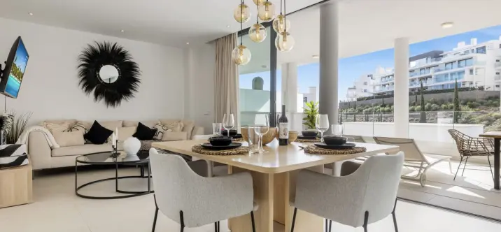 Продажа апартаментов на среднем этаже в Higueron 4