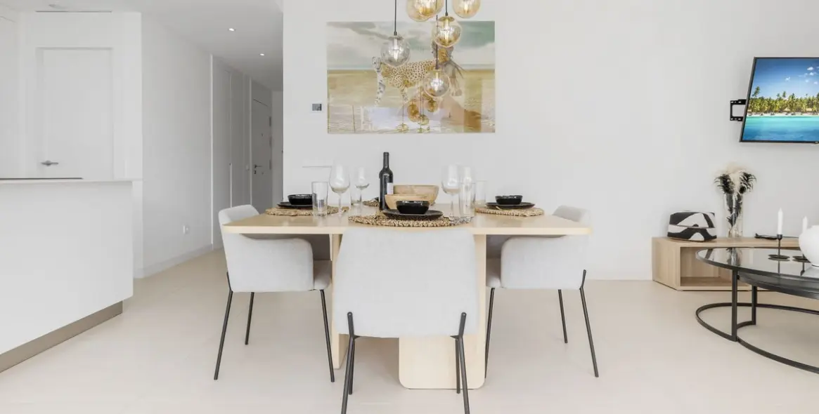 Продажа апартаментов на среднем этаже в Higueron 9