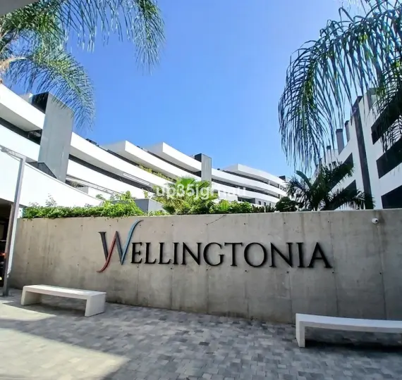 Продажа пентхауса в Estepona