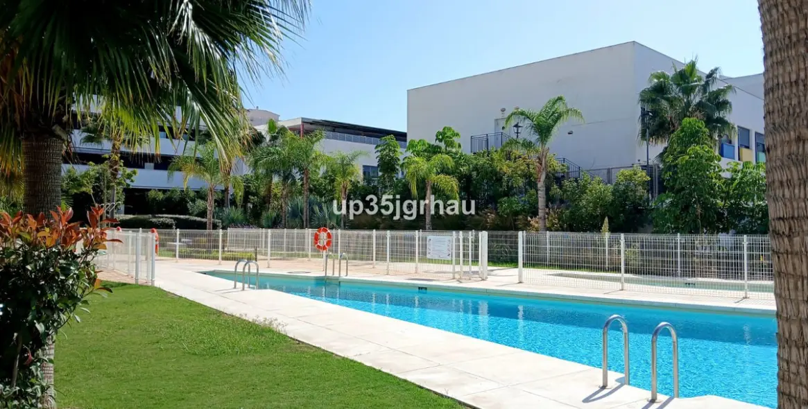 Продажа пентхауса в Estepona 8