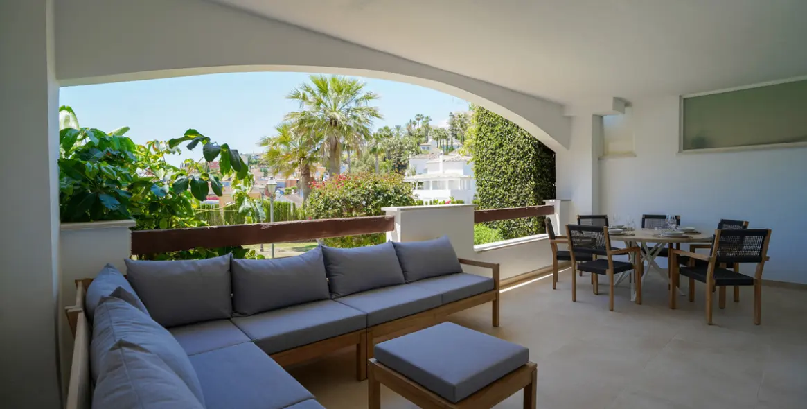 Продажа апартаментов на среднем этаже в Nueva Andalucía 3