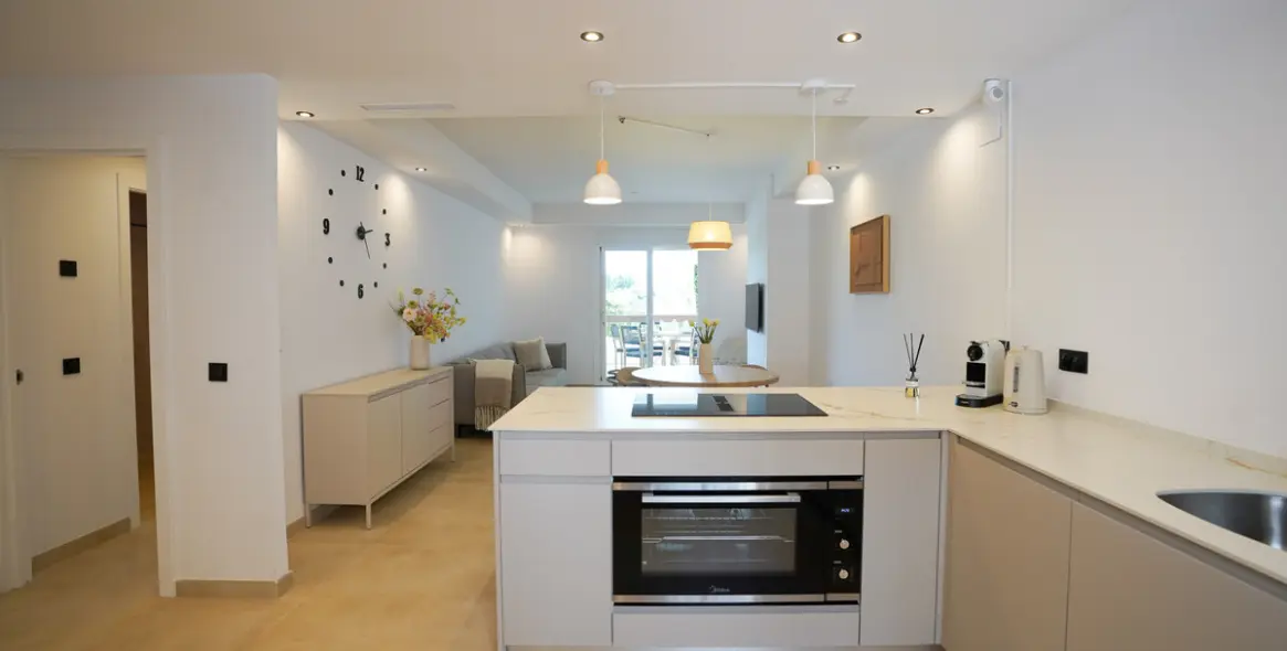 Продажа апартаментов на среднем этаже в Nueva Andalucía 4