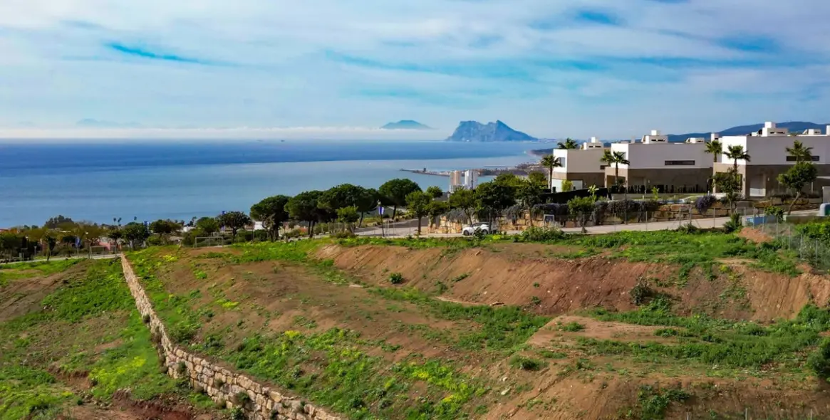 Продажа  жилого участка в Sotogrande 3