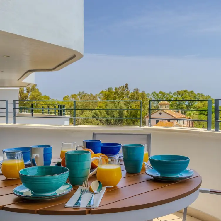 Sale of middle floor apartment in Torremolinos